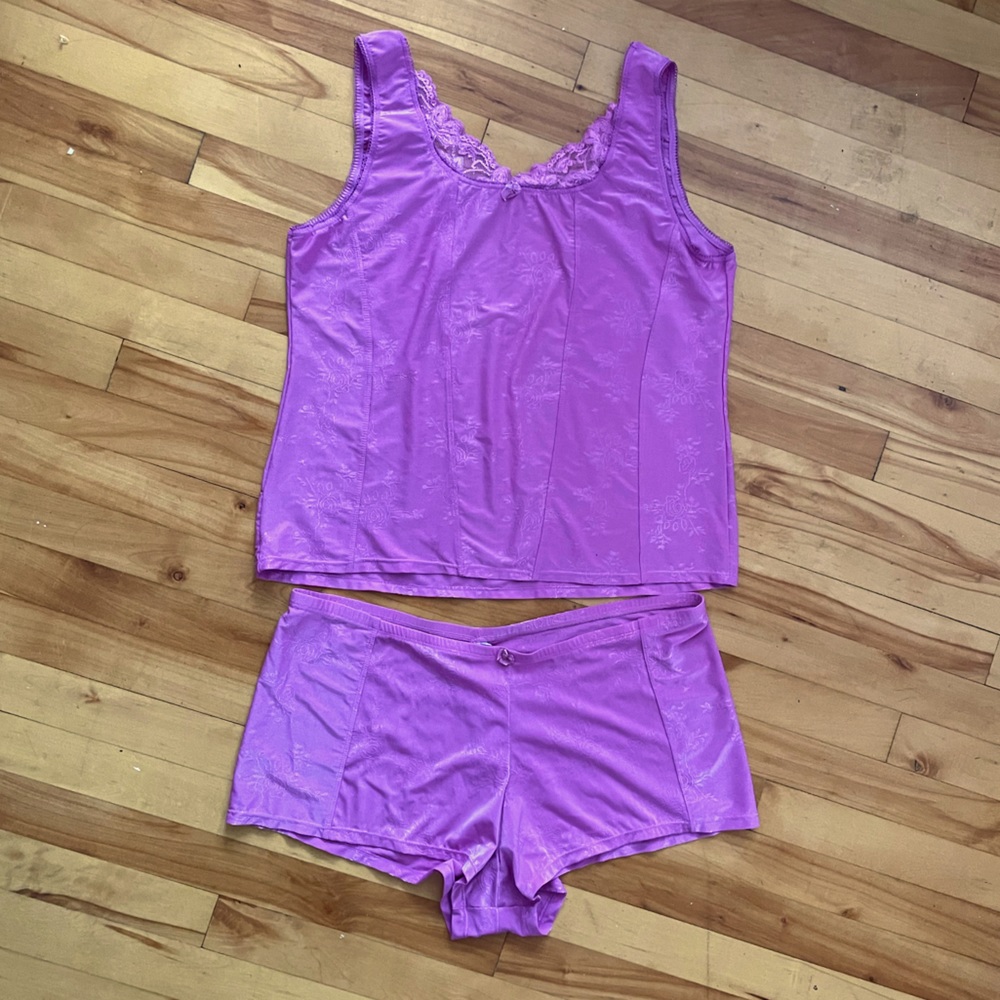 Delta Burke Lingerie set 💗